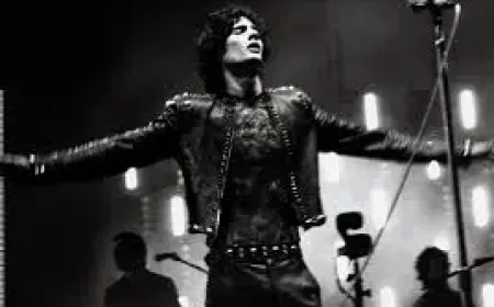 Sombr Tour Adds a New Arena Chapter for Detroit Fans