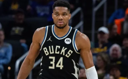 Giannis Antetokounmpo Open to Extension with Milwaukee Bucks