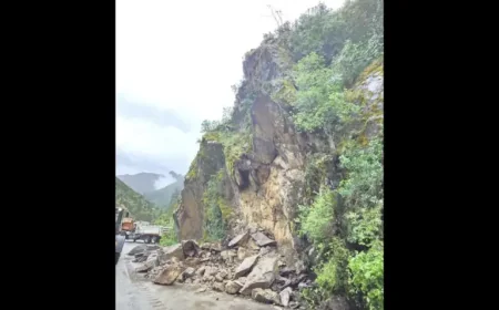 Yosemite Highway 140 Closure Leaves Travelers Rerouting After Rockslide