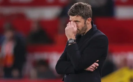 Carrick, Fernandes Stunned by Red Card in Man United’s Home Loss to Leeds