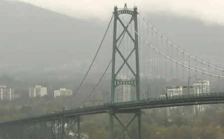 Lions Gate Bridge Closed in Both Directions After Police Incident