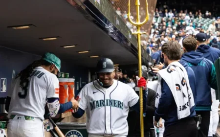 Seattle Mariners Dominate AL West Rivals, Astros Struggle