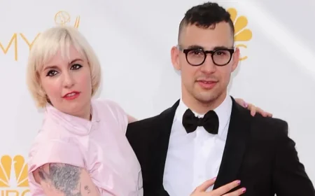 Lena Dunham Confesses to Cheating on Jack Antonoff in Memoir