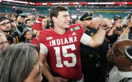 Raiders to Decide Starting QB: Fernando Mendoza or Kirk Cousins for Week One