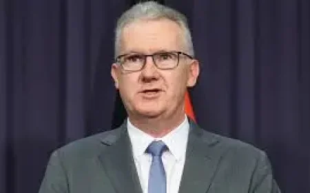 Immigration Turns Into a Defining Fault Line as Debate Hardens