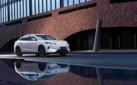 Byd Brand Linghui Launched Its New E7 Electric Vehicle as Flash Charging Resets the Commercial EV Playbook