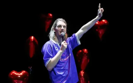 Videotron Surprise: Paul Mirabel Turns a 6,000-Seat Gamble Into an Intimate Comedy Win