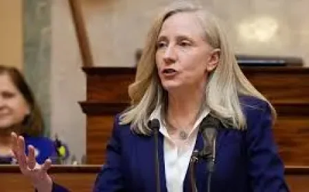 Virginia Governor Ends Tax Breaks for Confederate Groups in a New State Shift