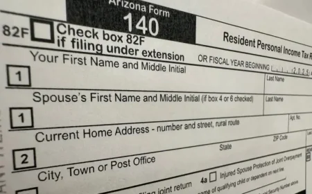 Tax Refund Debate Deepens as Trump Administration Touts Tax Breaks and Bigger Checks