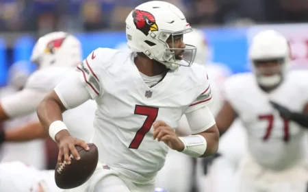 Cardinals Delay Naming Starting Quarterback
