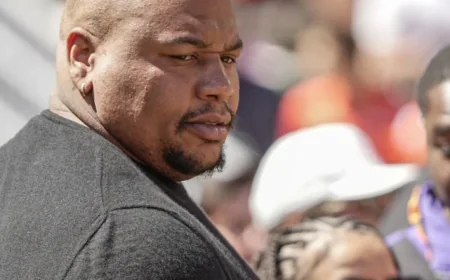 Report: Dexter Lawrence Seeks Departure from New York Giants