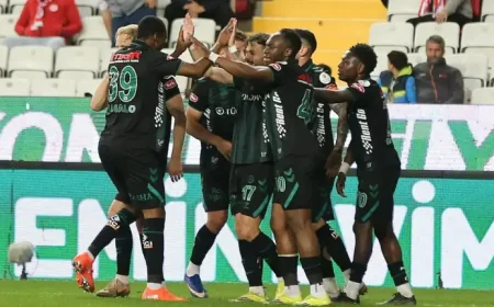 Süper Lig: 0-0 tension in Antalya as Konyaspor’s early chances and VAR calls define 45 minutes