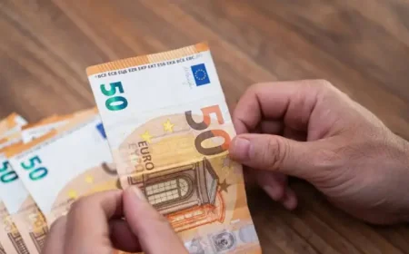 Solar Grants Ireland: €400 energy credit and double solar grants expose a deeper fight over household support