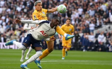 Brighton’s Rutter Scores Late, Secures 2-2 Draw with Tottenham