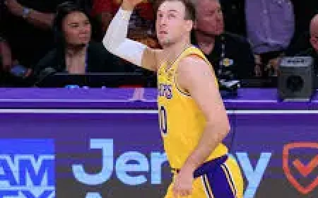 Kennard Gets His Moment as Lakers Turn a Surprise Into a Playoff Message