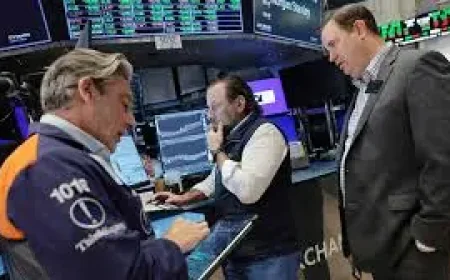 Stock Futures Now: A Market Waiting for the Next Signal