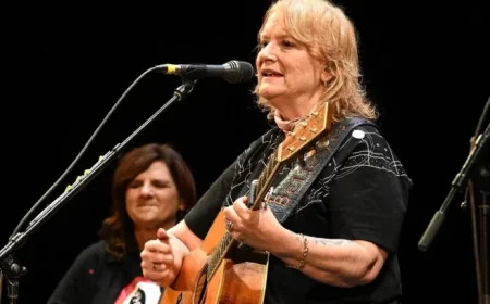 Indigo Girls’ Emily Saliers Discusses Vocal Challenges Affected by Health Conditions