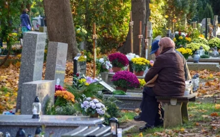 Tampa Couple Finds Others Buried in Their Purchased Plots After 20 Years