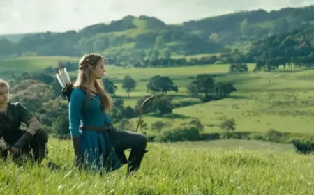 Zelda Movie Leak Fuels 3 Big Questions After Possible First Look at Link’s Master Sword Surfaces