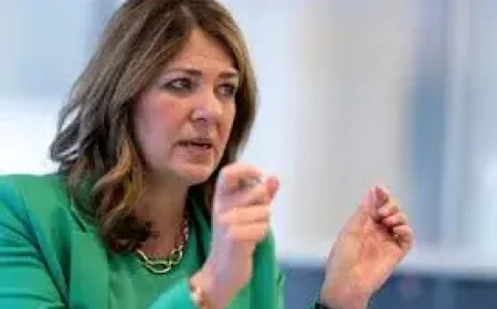 Alberta Time Change: Smith says province will stay on daylight saving time year-round