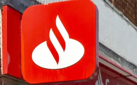 Santander 13 Branches Closing Next Week: 3 Numbers That Explain the Shift