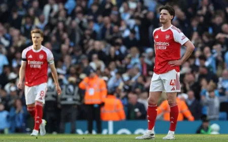 Manchester City Outmaneuvers Arsenal in Build-up Battle