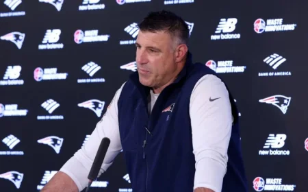 Mike Vrabel Addresses Challenging Russini Photo Conversations