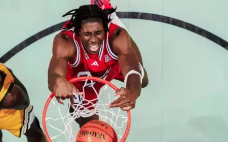 Maxim Logue Commits to North Carolina After FAU Transfer