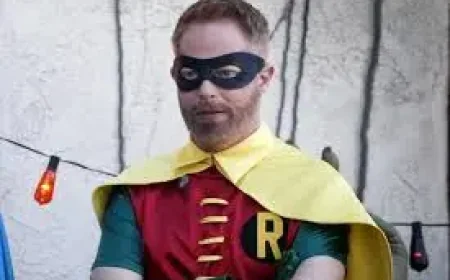 Jesse Tyler Ferguson and the Halloween hayride that left him “really traumatized”