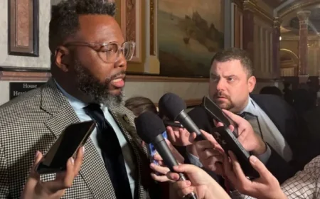 Illinois House Reveals Updated Bears’ Megaprojects Bill