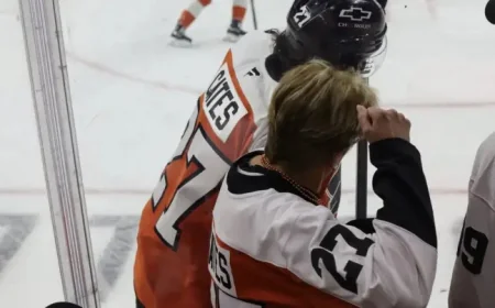 How a Flyers fan became part of Noah Cates’ warmup routine: 1 ritual, 2 sides of the glass