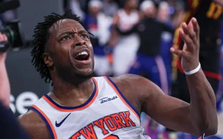 Mike Brown Stands Firm on Controversial Knicks Lineup After Game 2 Loss