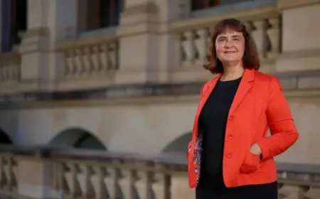 Carolyn Evans named University of Melbourne Vice-Chancellor in leadership transition