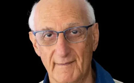 David Malouf dies aged 92: a writer remembered for a life in full
