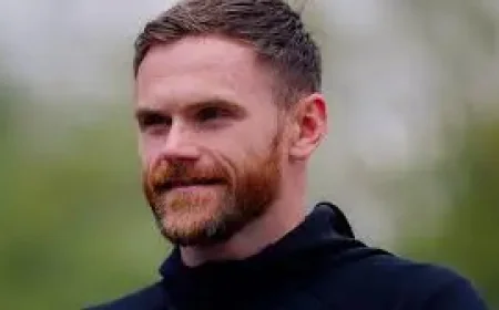 Salford City Fc face pivotal Bromley test as promotion race tightens