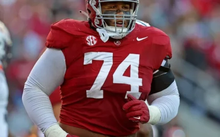 Philadelphia Eagles Likely to Trade Up for Top Offensive Tackle in Draft