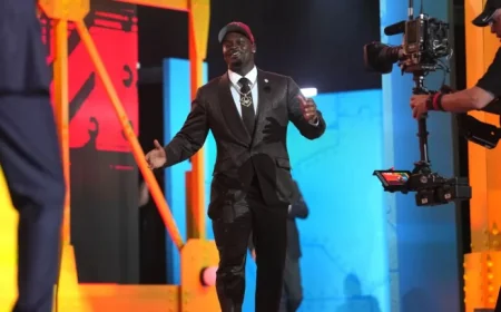 Jeremiyah Love Aims to Redefine Running Back Standards