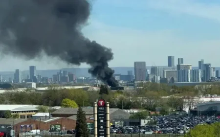 Fire Trafford Park: 1 huge smoke cloud spotted as blaze breaks out