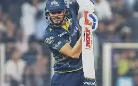 Gt Vs Rcb as history hangs in the balance
