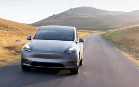 Tesla Unveils FSD v14 Lite for HW3: Features and Release Date