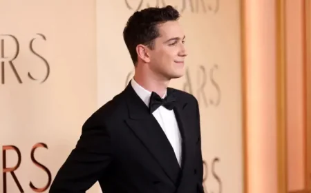 Matt Friend Brings Political Satire to Washington in a Live-TV Special