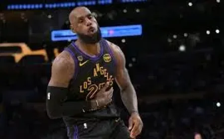 Lebron makes absurdly clear GOAT case vs. Michael Jordan with latest stat