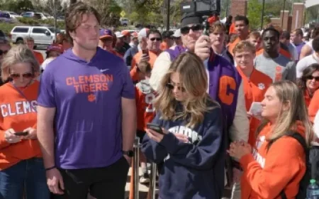 Giants End 80-Pick Dry Spell by Selecting Bobby Jamison-Travis in Round 6