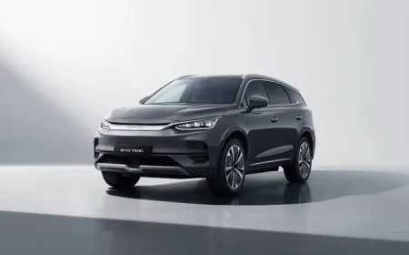 Chinese Electric Vehicle Offers 600-Mile Range, 4-Second Acceleration