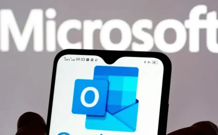 Microsoft Outlook Email Outage Disrupts Monday Sign-Ins for Mobile Users