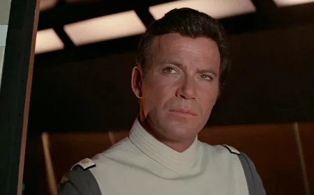 William Shatner Praises Pine and Wesley as Kirk in 2024