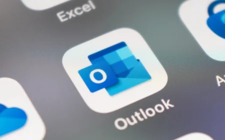 Microsoft résout Problème Outlook Hotmail sur iPhone en 10 h 45