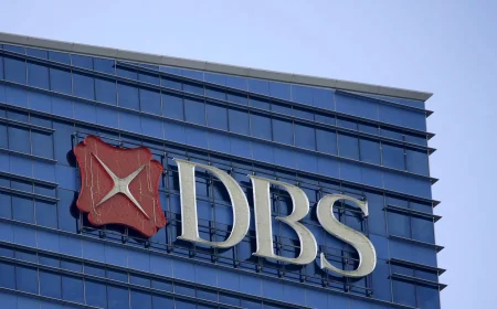 DBS lifts Singapore wealth fees to S$2.8 billion before 1Q2026