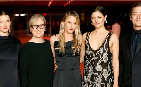 Grace Gummer Profiles Sit Inside Meryl Streep’s Four-Child Family