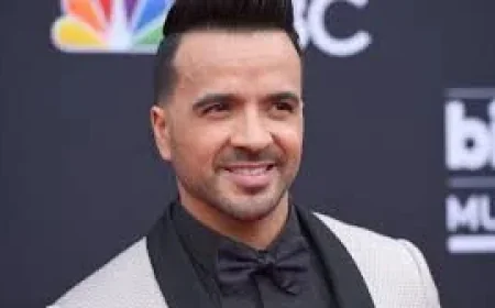 Luis Fonsi lifts Despacito past 9 billion YouTube views